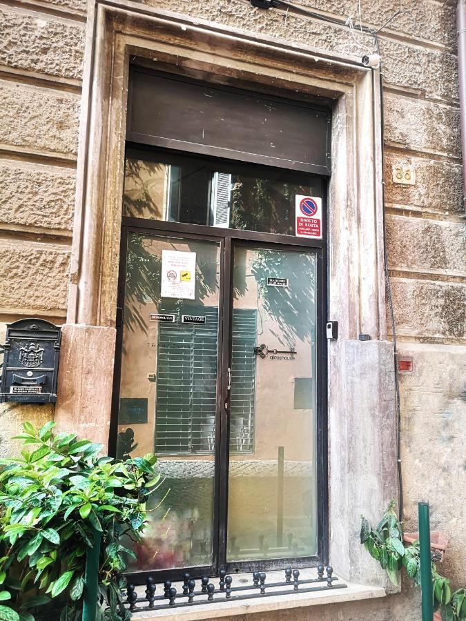 Trastevere Glasshouse Rome Bilik gambar